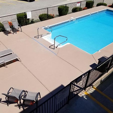 Osoyoos Lakeview Inn & Suites Eksteriør billede