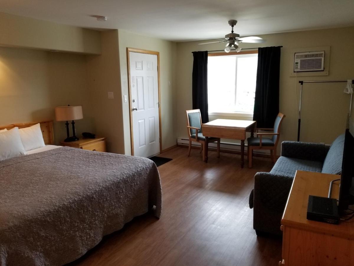 Osoyoos Lakeview Inn & Suites Værelse billede