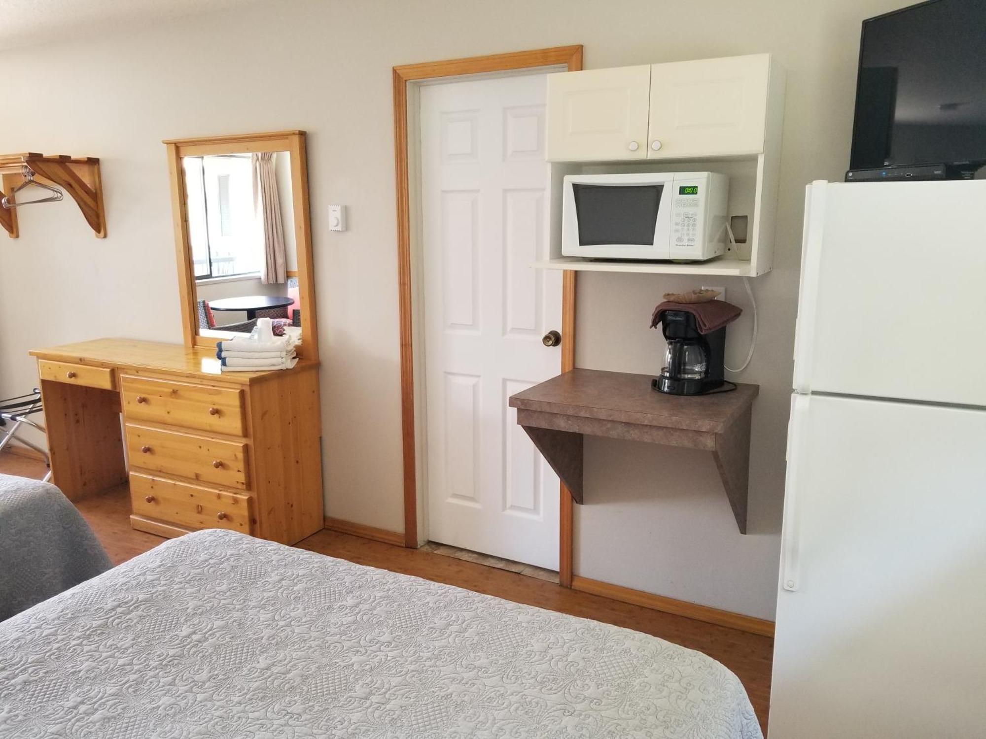 Osoyoos Lakeview Inn & Suites Værelse billede